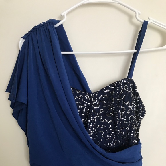 Mini one Shoulder Dress - Picture 3 of 4